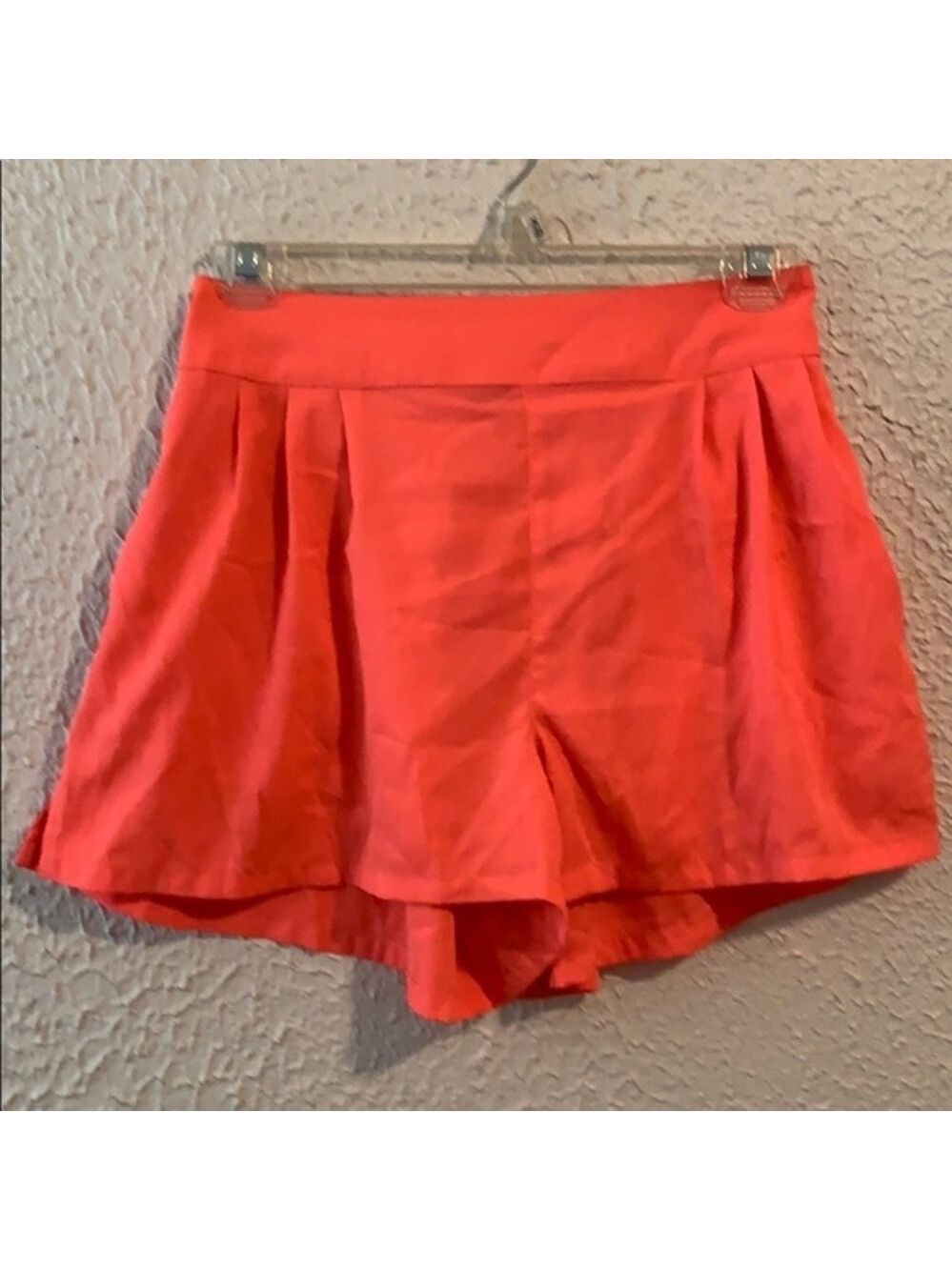 American Eagle Medium Coral Shorts